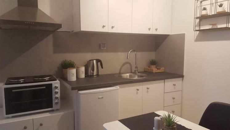 Apartment In The Heart Of The City 5 Лариса Экстерьер фото